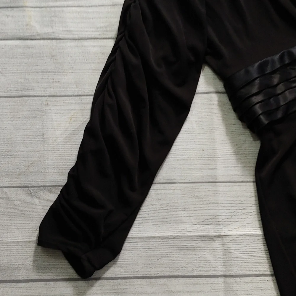 Sue Wong Black Ruched Sleeve Open Back Cocktail Dress - Picture 6 of 12